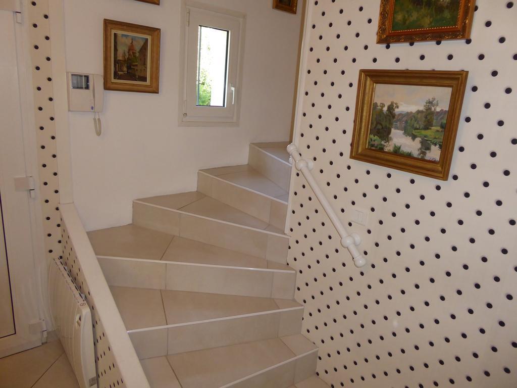 Chez Veronique Apartment Anguerny Bagian luar foto